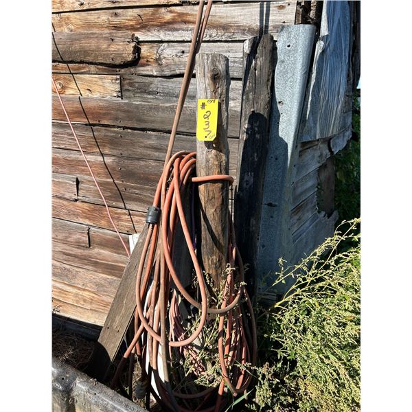 Heavy orange ext. cord