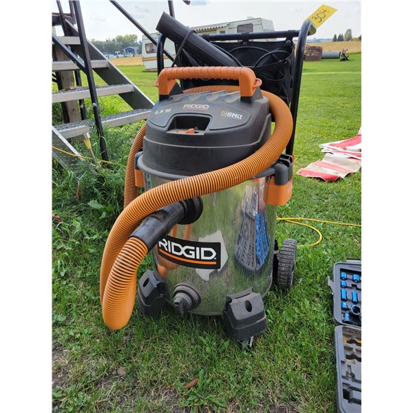 Rigid vacuum (working)