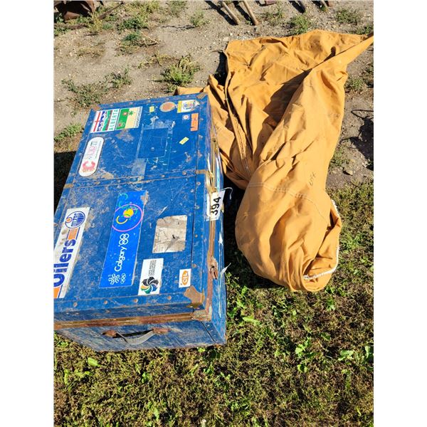 Blue trunk c/w contents & tarp