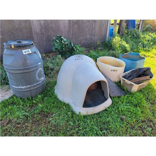 Barrels, dog house, cords