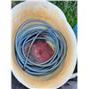 Image 6 : Barrels, dog house, cords