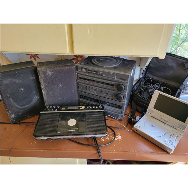 Portable DVD player, Tape cassette/CD player and radio