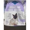 Image 2 : Blue Buffalo True Solutions Urinary Care Adult Cat Kibble 2.7kg x 2