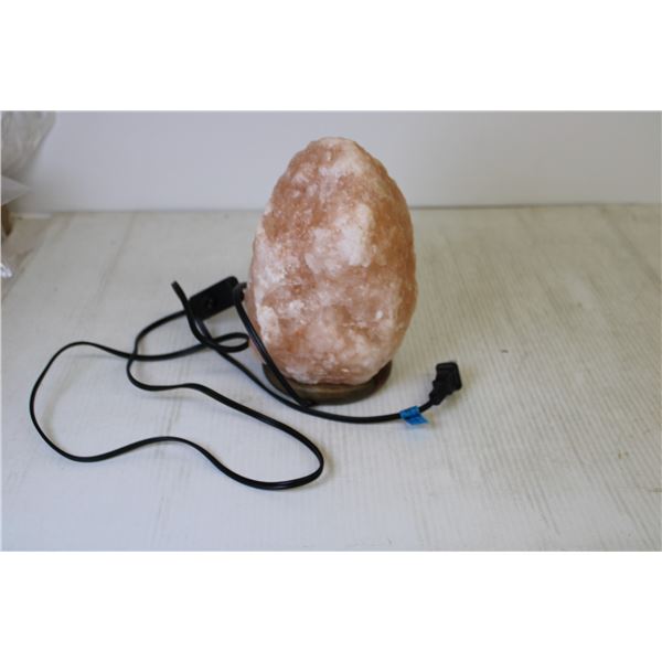 Himalayan Salt Lamp-needs bulb