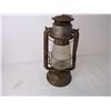 Image 2 : Canadian General Steelworks Beacon Kerosene Lantern