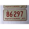 Image 2 : (2) 1971 Saskatchewan License Plates