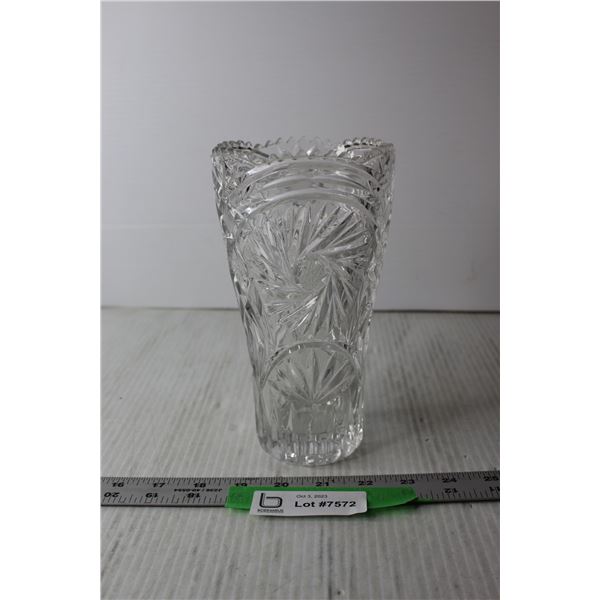 Pinwheel Crystal Vase