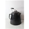 Image 3 : Black Enamel Kettle