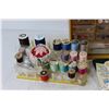 Image 2 : Sewing Container w/Sewing Supplies - Small Carpet
