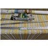 Image 2 : Scotch Brite Floor Roller - Power Bar 6-Outlets - Roller Blinds (missing ends - unknown length - Vin