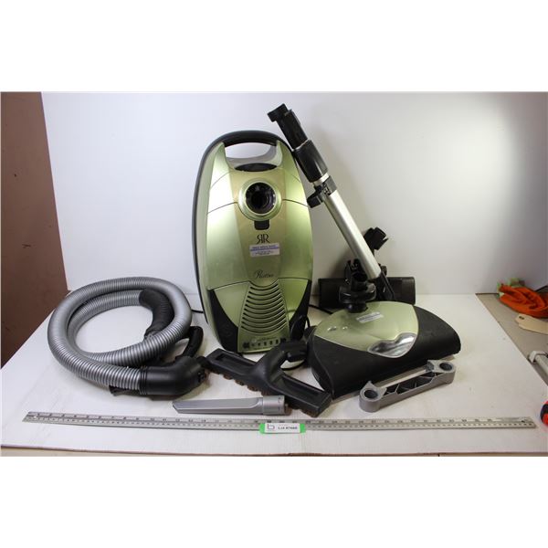 Riccar Pristine Vacuum w/Attachments (Works)