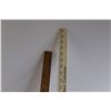 Image 2 : (2) Yard Sticks