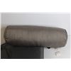 Image 4 : Logitech Speaker Lapdesk N700, Cylindrical Pillow, Misc.