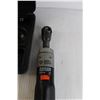 Image 2 : Black & Decker Cordless Power Ratchet
