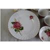 Image 2 : 28-Piece Ridgway "Alicia" Dish Set