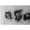 Image 3 : (4) Pairs of Blackberry Earbuds