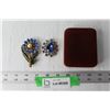 Image 1 : (2) Vintage Brooches and Case