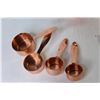 Image 3 : Copper Measuring Cups - Ceramic Apple - Ice Cream Scoop - Cups
