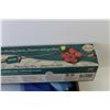 Image 3 : Ice Packs - Gilmore Plant Duster (open box - unused)