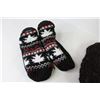 Image 8 : Hats - Toques - Muk Luks Slippers - Kerchief - Material