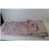 Image 6 : Padded Carry Bag - Dear Mom Cushion - Curtains - Shower Curtain - Misc. Items