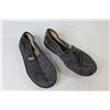 Image 7 : Ladies Guess Shoes - Ladies Harlow Shoes - Toms Shoes (unknown sizes)