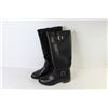 Image 2 : Taxi Boots (NIB) (size 6)