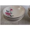Image 2 : 19-Piece The Johnson Bros Dish Set
