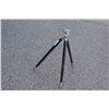 Image 3 : ** Tripod Stand - 28" Tall