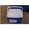 Image 3 : ** Igloo Wheelie Cool Cooler - Rubbermaid 6 Pac cooler