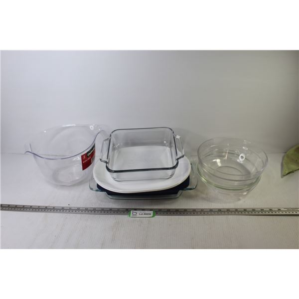 Pyrex Pan w/Lid - 3 Quart Batter Bowl - (2) Corelle Plates - Anchor Baking Dish - Glass Bowl - Glass