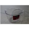 Image 6 : Pyrex Pan w/Lid - 3 Quart Batter Bowl - (2) Corelle Plates - Anchor Baking Dish - Glass Bowl - Glass