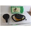 Image 1 : Bellows Foot Pump, Gel Bike Seat