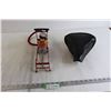 Image 1 : Bike Seat, Foot Pump