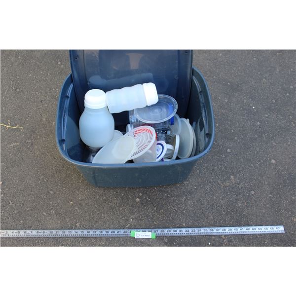 ** Tote with Assorted Plastic Containers