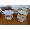 Image 2 : ** 40-Piece Royal Albert Bone China "Dimity Rose" Dish Set