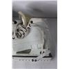 Image 4 : Pair of Bauer Hockey States - Approximately Size 9 Women's