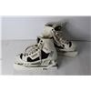 Image 6 : Pair of Bauer Hockey States - Approximately Size 9 Women's