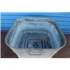 Image 4 : ** Galvanized Tub, Small Cart