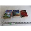 Image 1 : (3) Nora Roberts Books