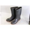 Image 2 : (2) Pairs of Rubber Boots - Both Size 5