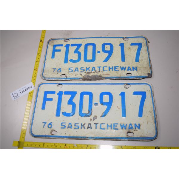 Matched Set of Sask 1976 Farm License Plates