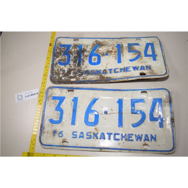 Matched Set of Sask 1976 License Plates