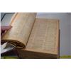 Image 2 : 1903 Huge Webster Dictionary