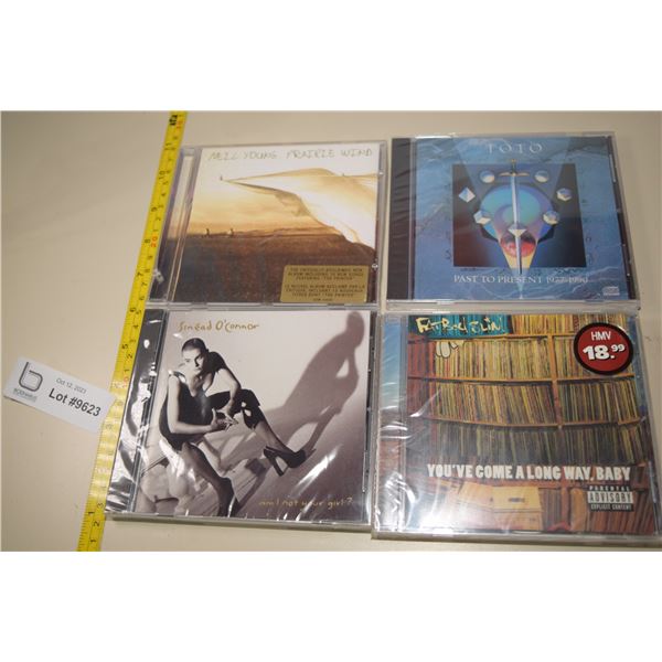 (4) CD Music-Neil Young, Toto NOS