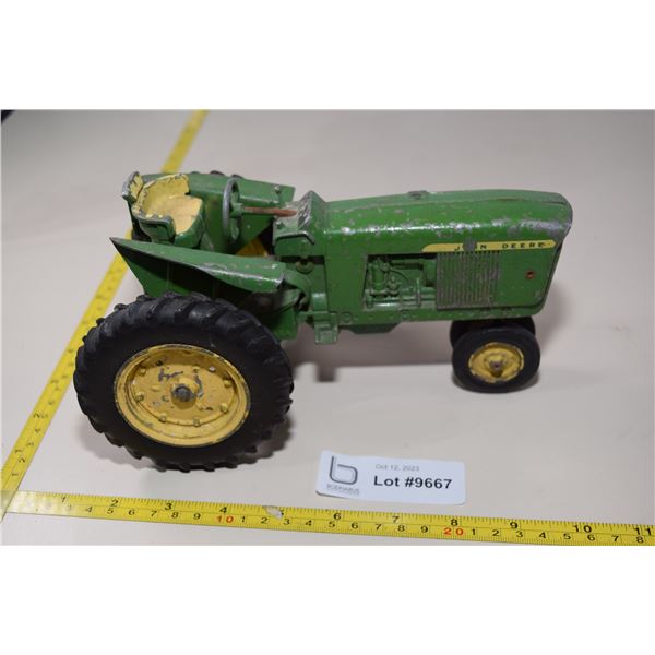 John Deere Tractor Toy w/ Metal Rims - 1/16th Scale