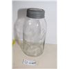 Image 1 : 2-Quart Beaver Jar