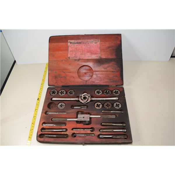 Snap-on Blue Point Tap and Die Set