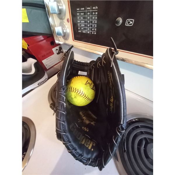 COOPER BASEBALL GLOVE & BALL