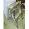 Image 2 : SM. ALUMINUM 2' STEPLADDER